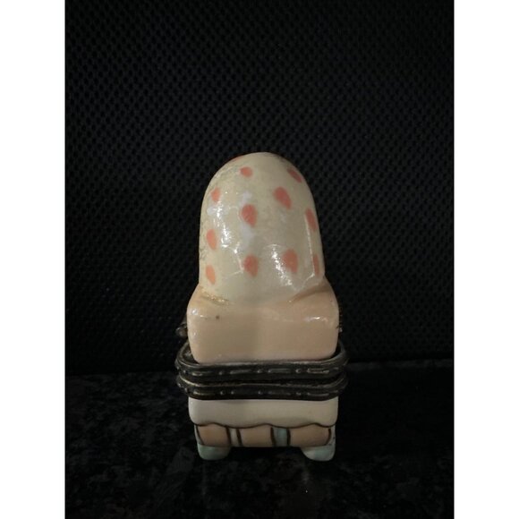 Ceramic Baby Carriage Trinket Box With Hinged Lid - Picture 4 of 10